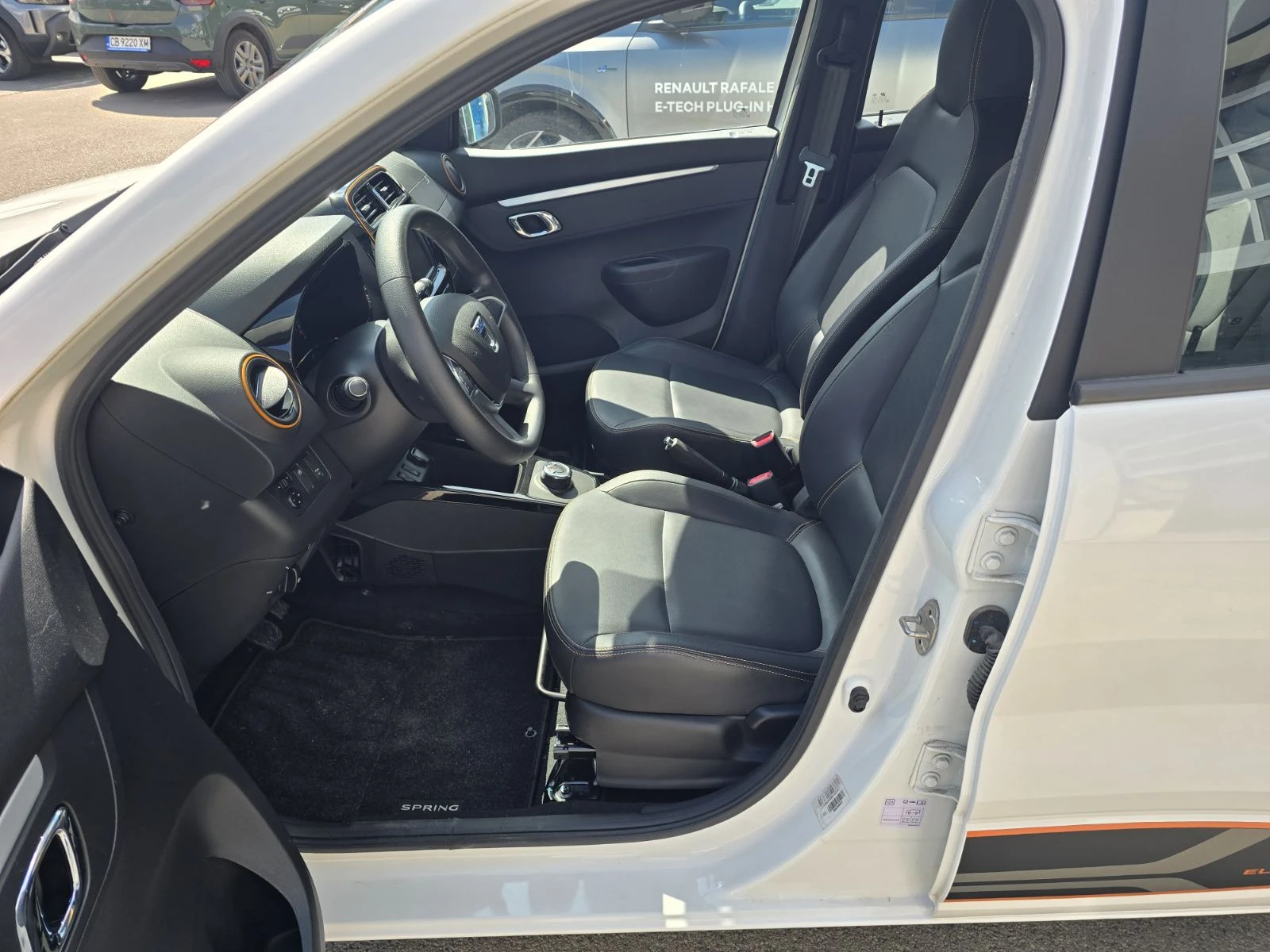 Dacia Spring 33 kW/h, снимка 13 - Автомобили и джипове - 55077822