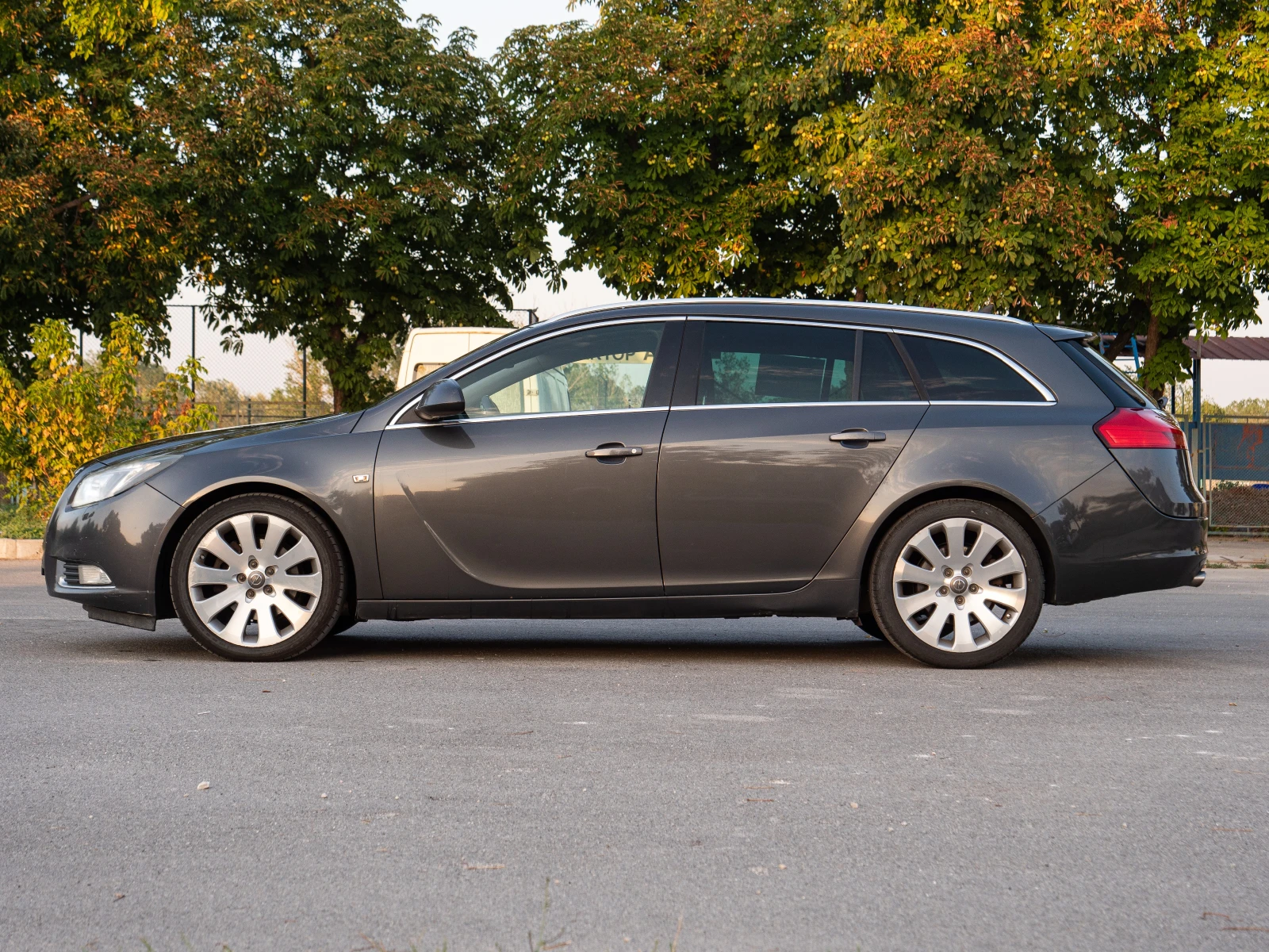 Opel Insignia A20DTH, снимка 2 - Автомобили и джипове - 55548611