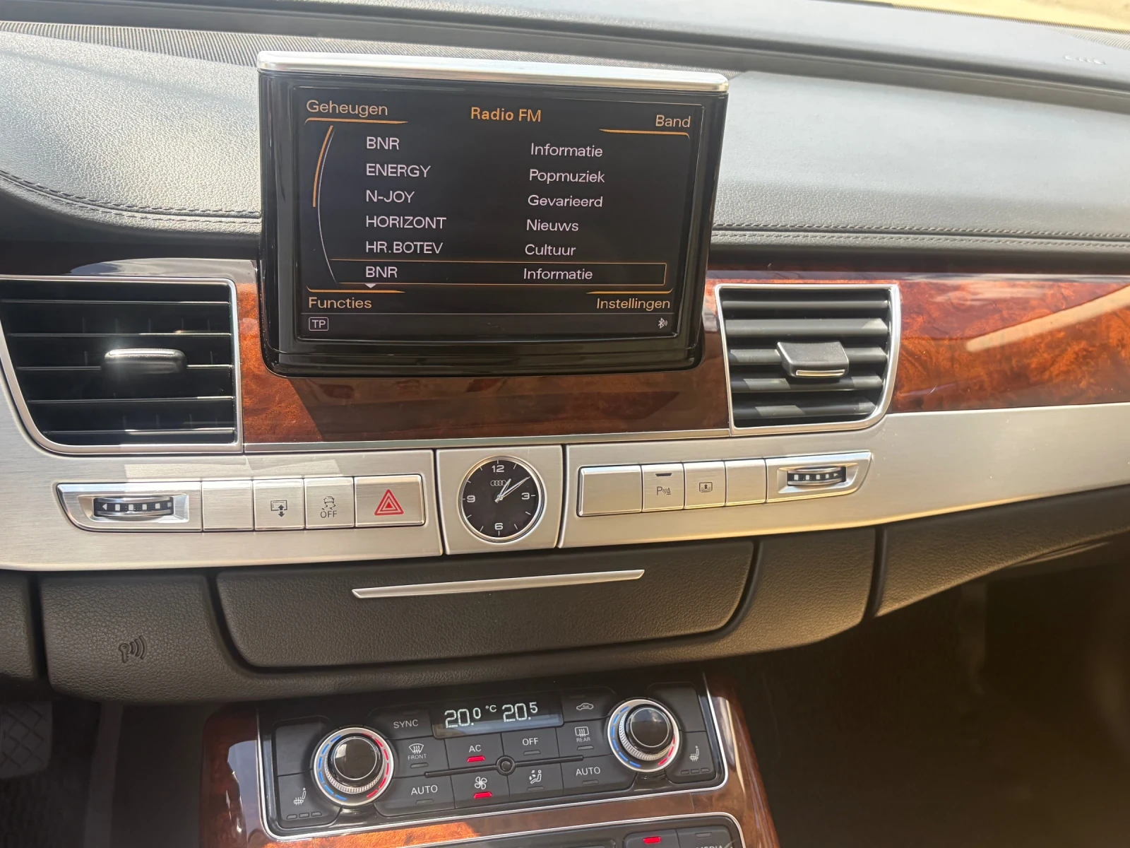 Audi A8, снимка 11 - Автомобили и джипове - 55671912