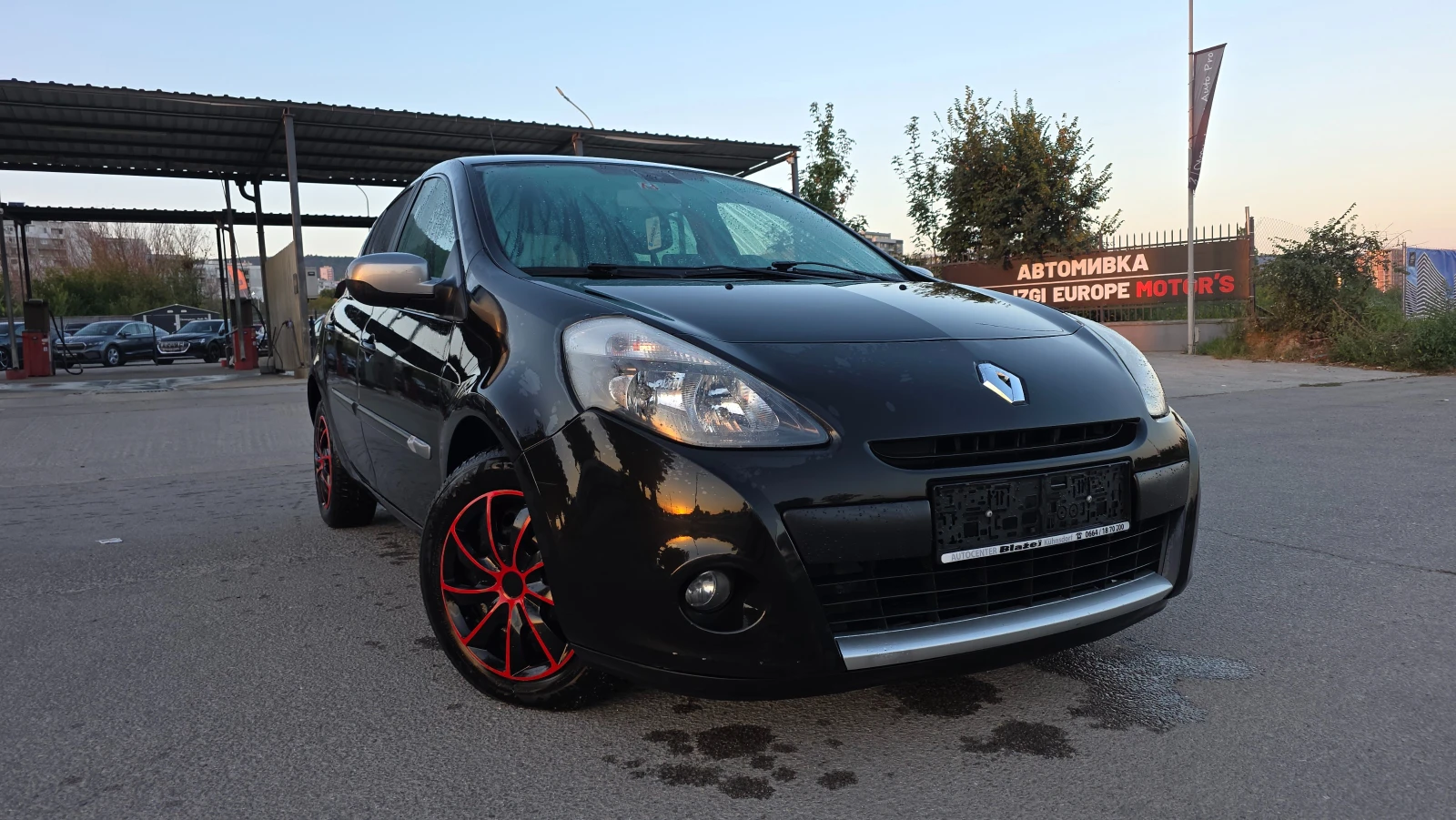 Renault Clio УНИКАЛНА, снимка 3 - Автомобили и джипове - 55871816
