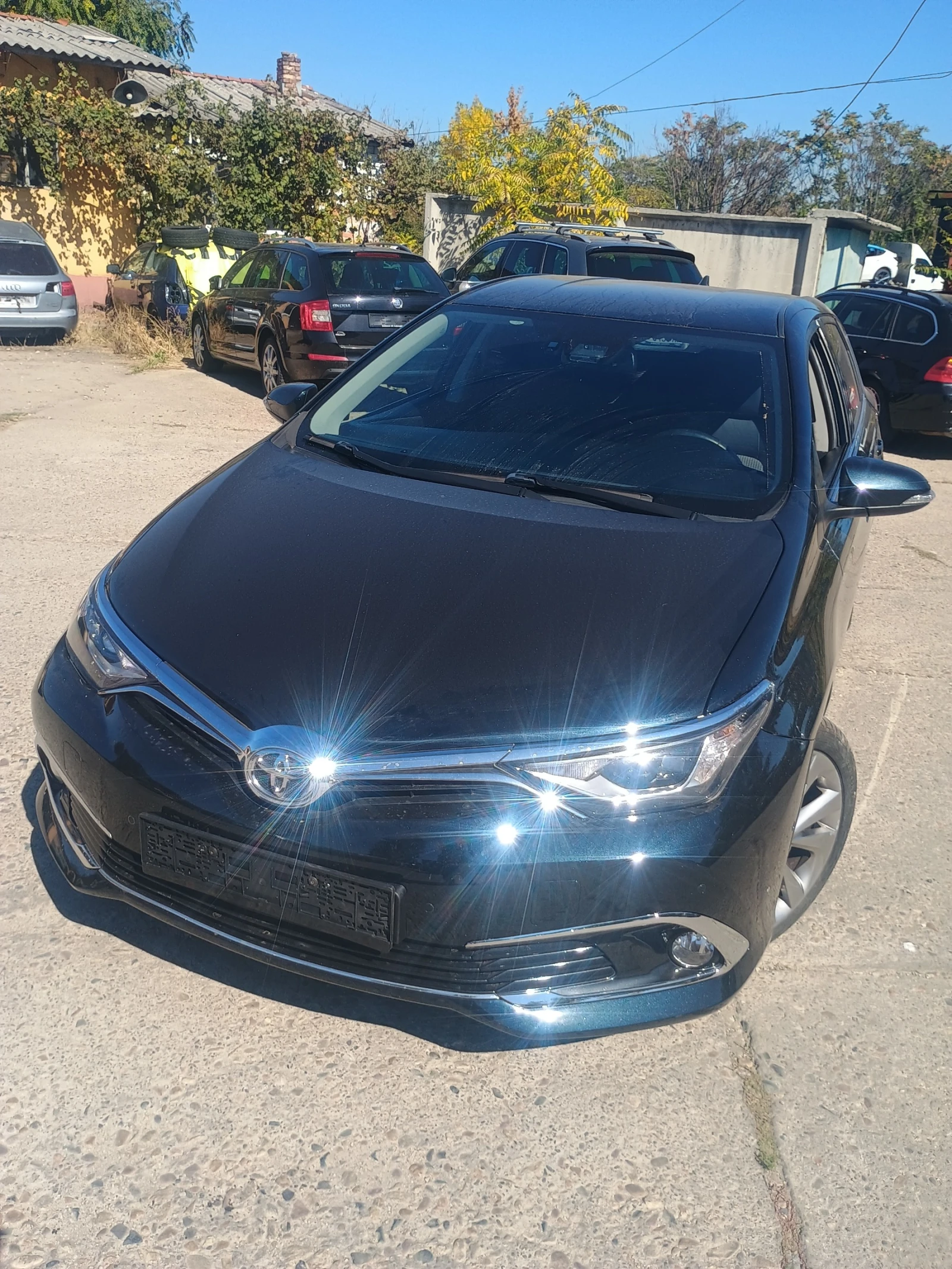 Toyota Auris 1.6 d4d lounge carplay full led