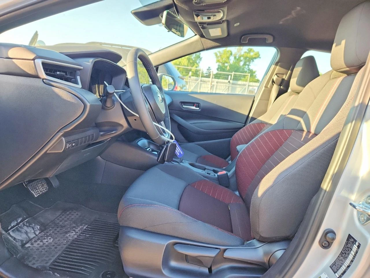 Toyota Corolla 2.0l Se, снимка 7 - Автомобили и джипове - 56225630