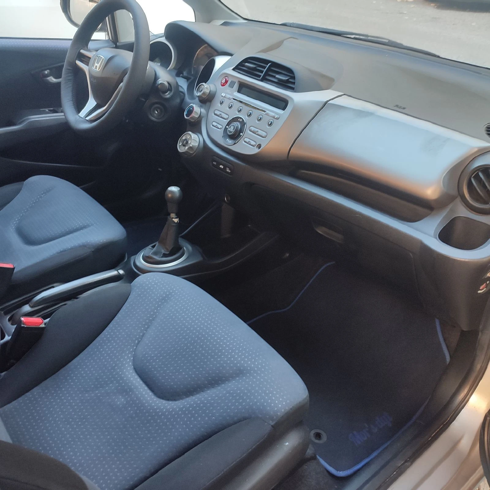 Honda Jazz, снимка 10 - Автомобили и джипове - 56238090