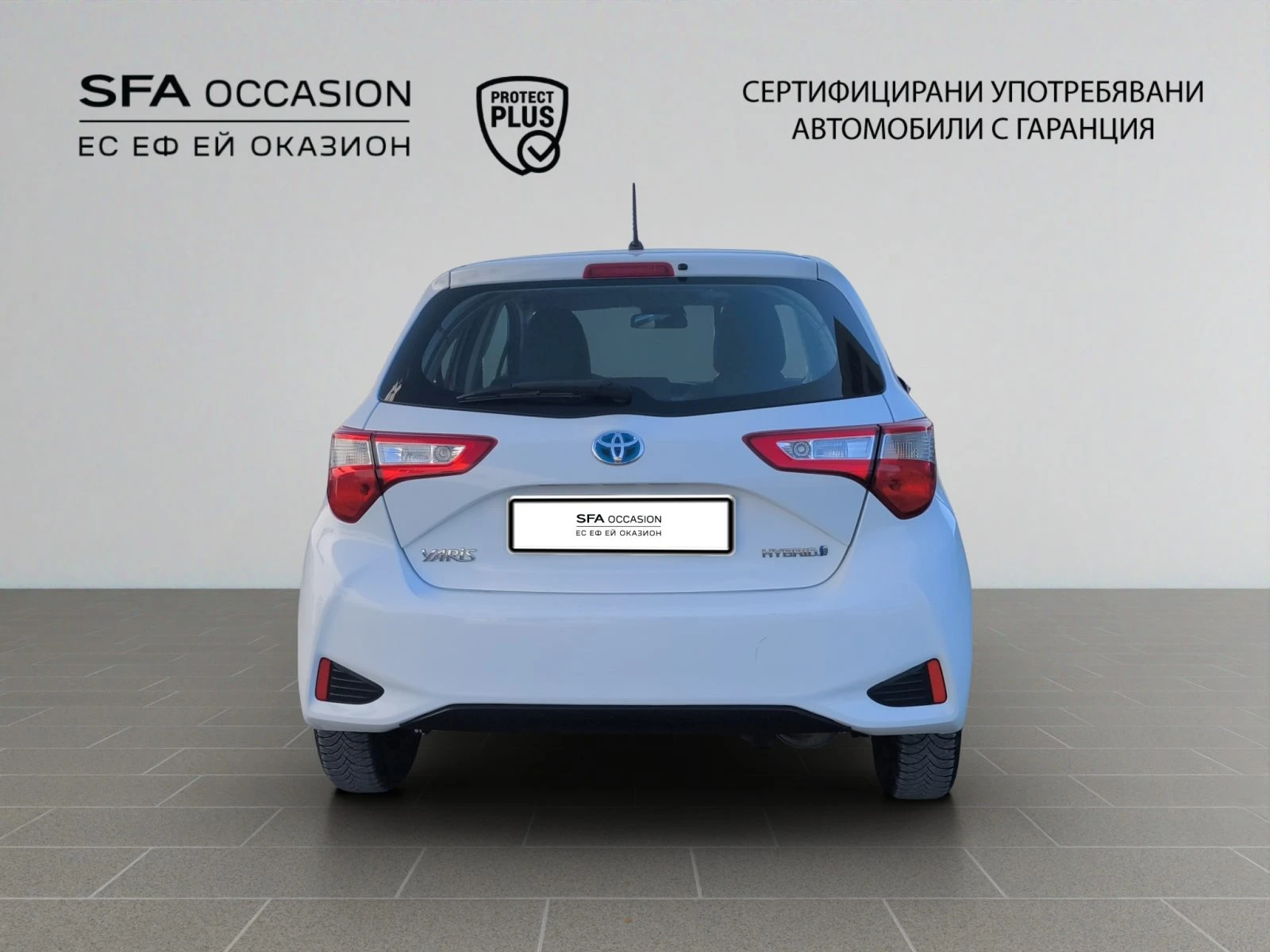 Toyota Yaris HYBRID 1.5E / 75HP EAT E6//2001R10 | Mobile.bg � ����������� 6