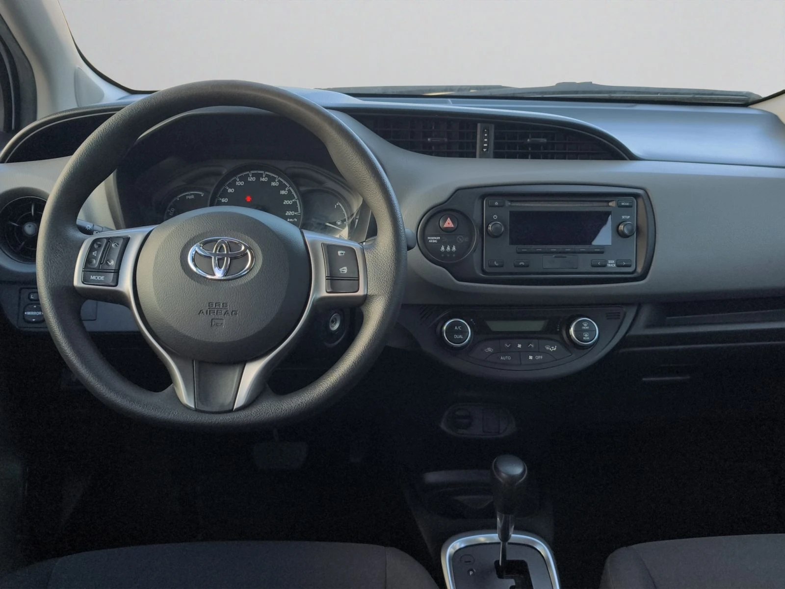 Toyota Yaris HYBRID 1.5E / 75HP EAT E6//2001R10 | Mobile.bg � ����������� 9