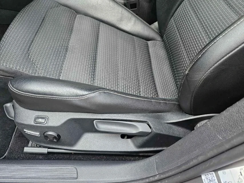 VW Golf Sportvan, снимка 10 - Автомобили и джипове - 56613027