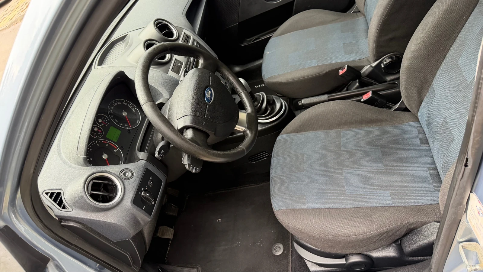 Ford Fiesta, снимка 8 - Автомобили и джипове - 56690735