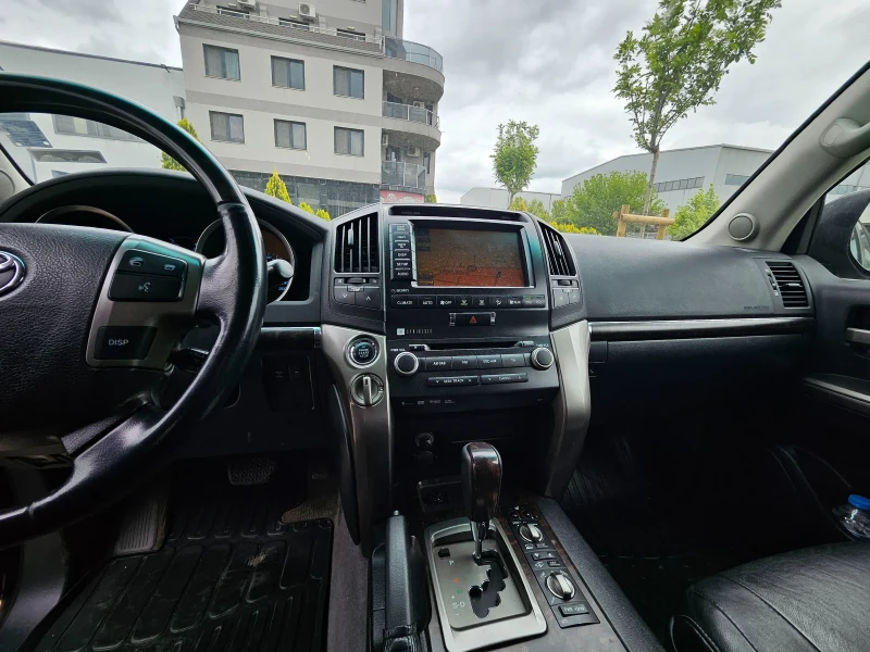 Toyota Land cruiser V8, 4.2D, снимка 9 - Автомобили и джипове - 50486759