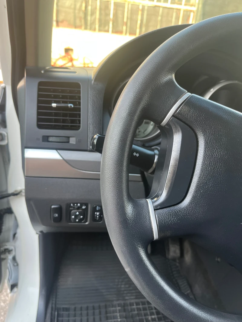 Mitsubishi Pajero Di-D 3.2, снимка 11 - Автомобили и джипове - 51583199