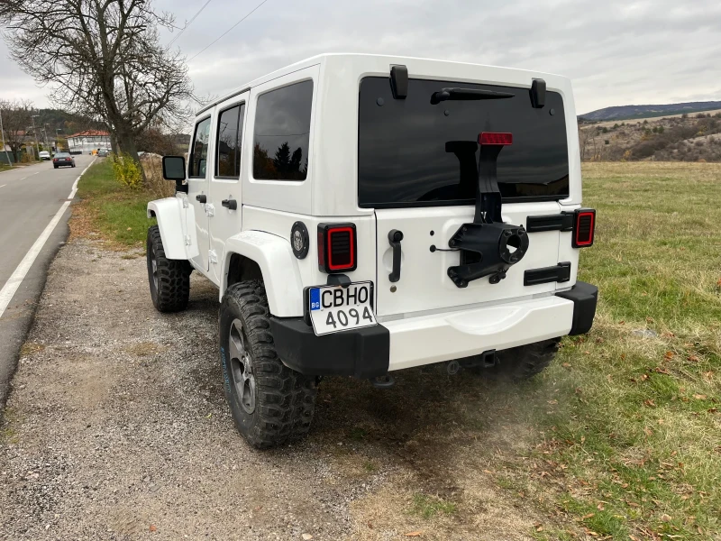 Jeep Wrangler Sahara, снимка 2 - Автомобили и джипове - 53333823