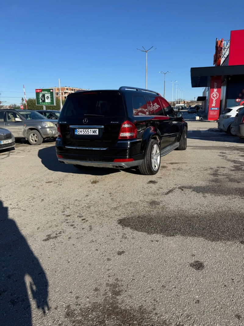 Mercedes-Benz GL 550