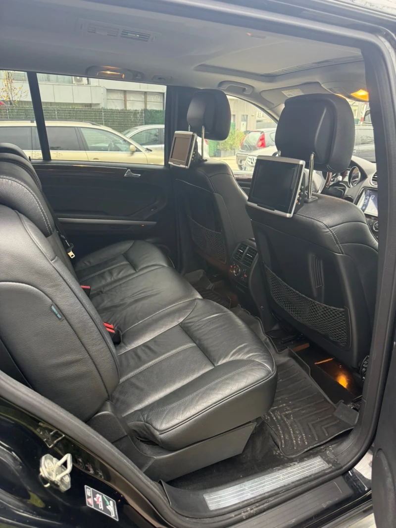 Mercedes-Benz GL 550, снимка 16 - Автомобили и джипове - 53497504