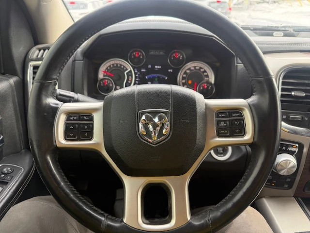 Dodge RAM 1500 5.7 HEMI, снимка 16 - Автомобили и джипове - 53525831