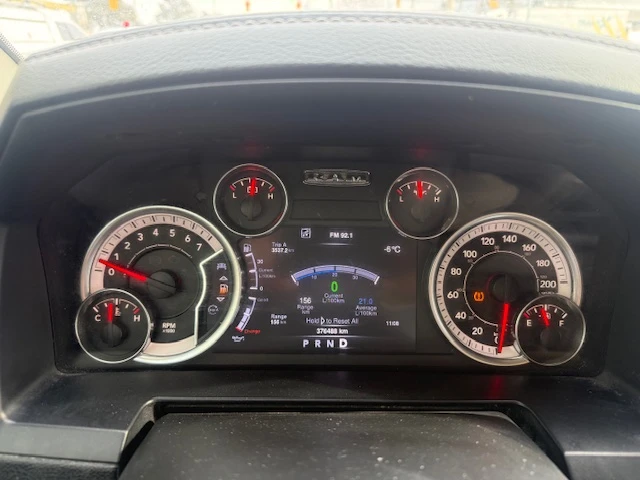 Dodge RAM 1500 5.7 HEMI, снимка 17 - Автомобили и джипове - 53525831