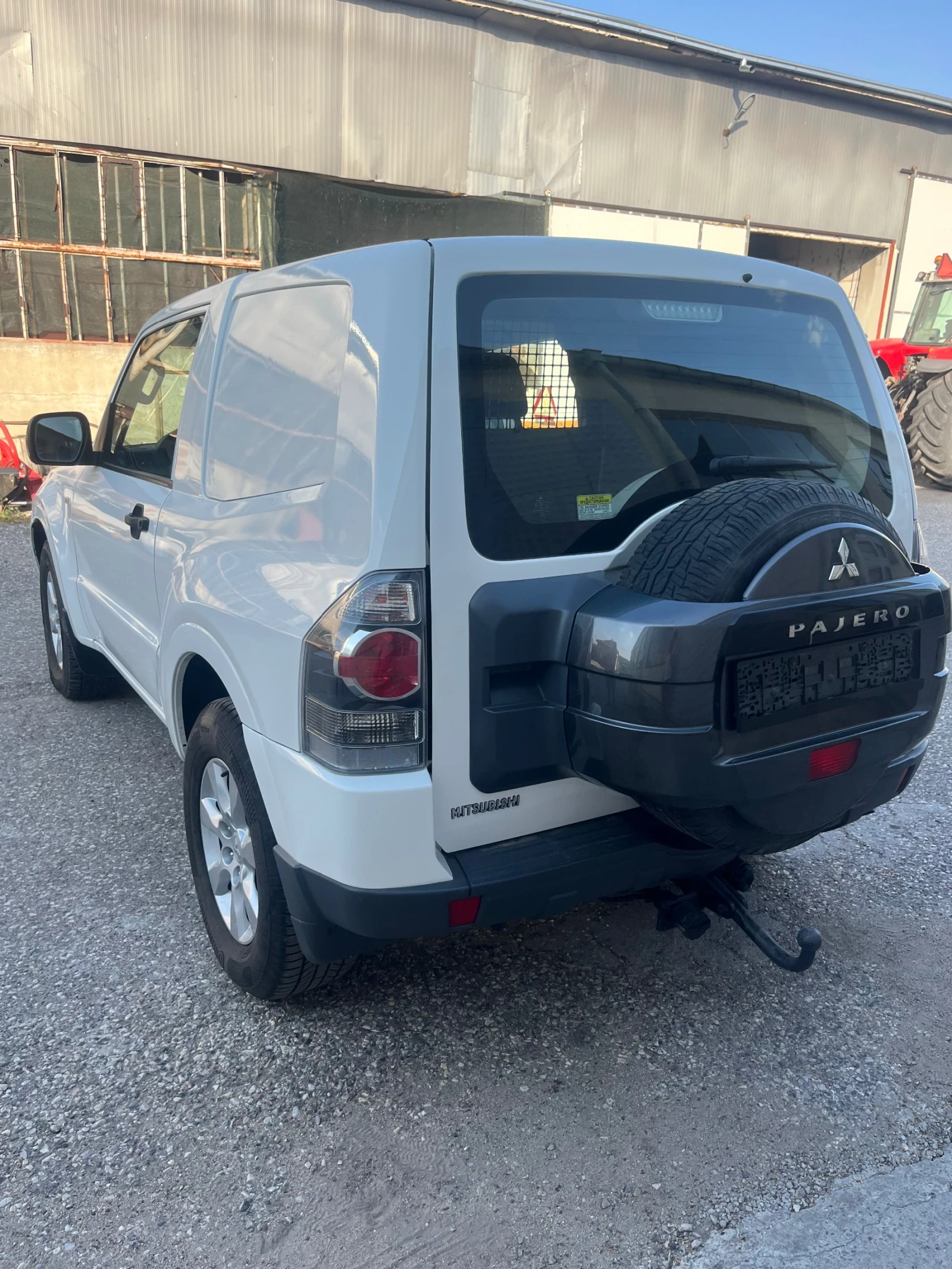 Mitsubishi Pajero Di-D 3.2 - изображение 6