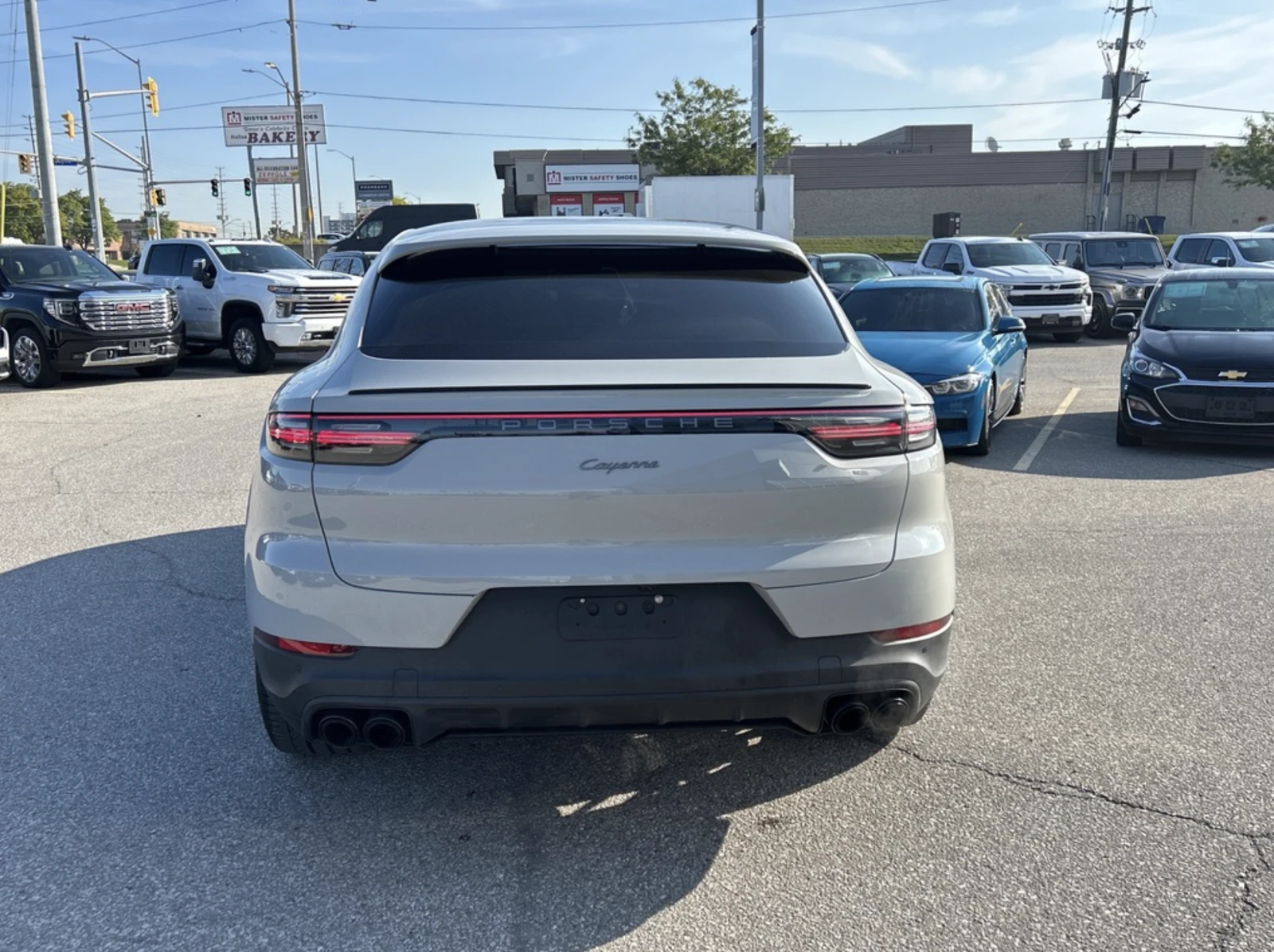 Porsche Cayenne 2023 Porsche Cayenne Platinum Edition Coupe - изображение 5