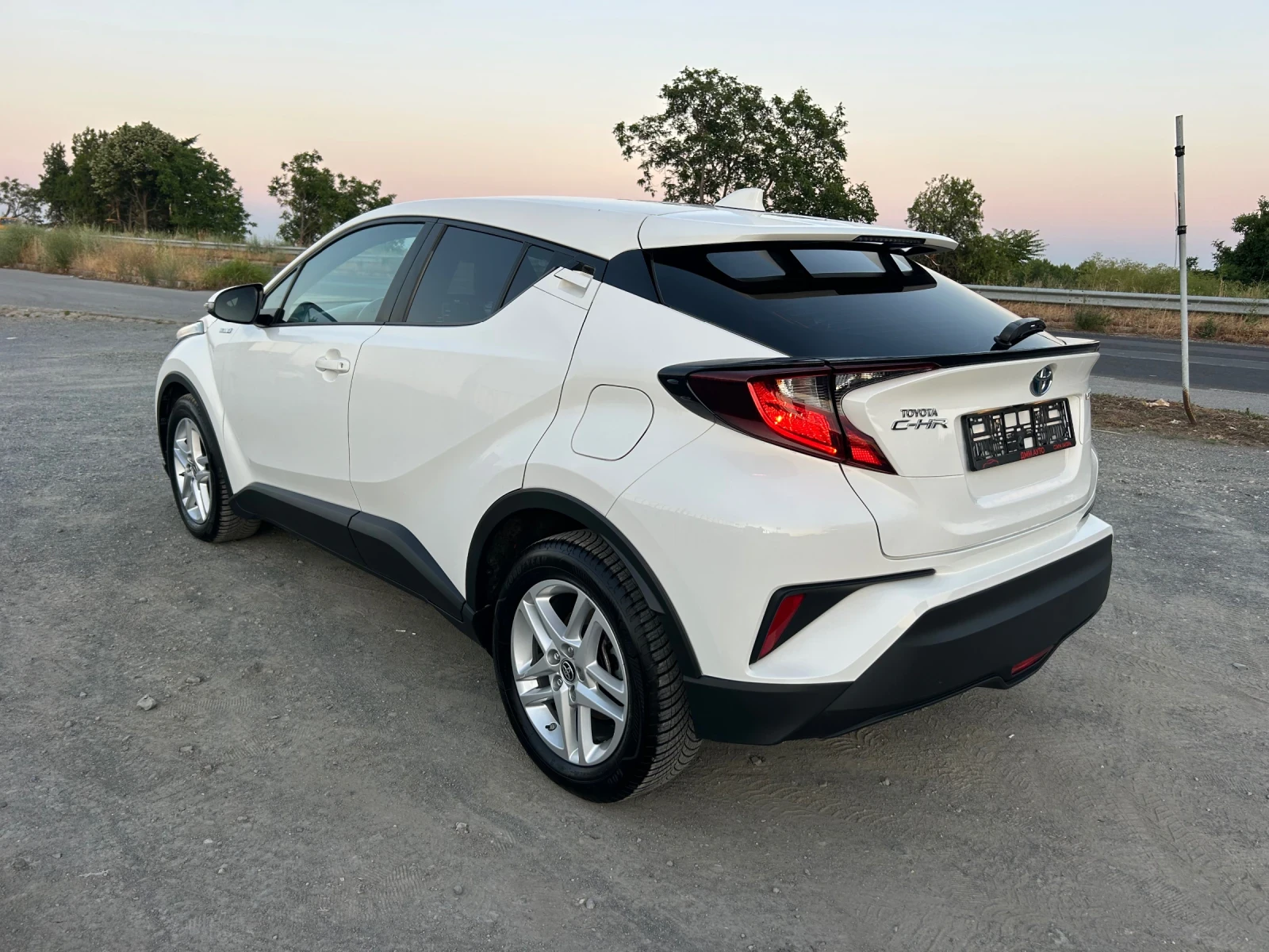 Toyota C-HR FACELIFT / 1.8 HYBRID / ЕВРО 6F / ЗАДНА КАМЕРА  - изображение 7