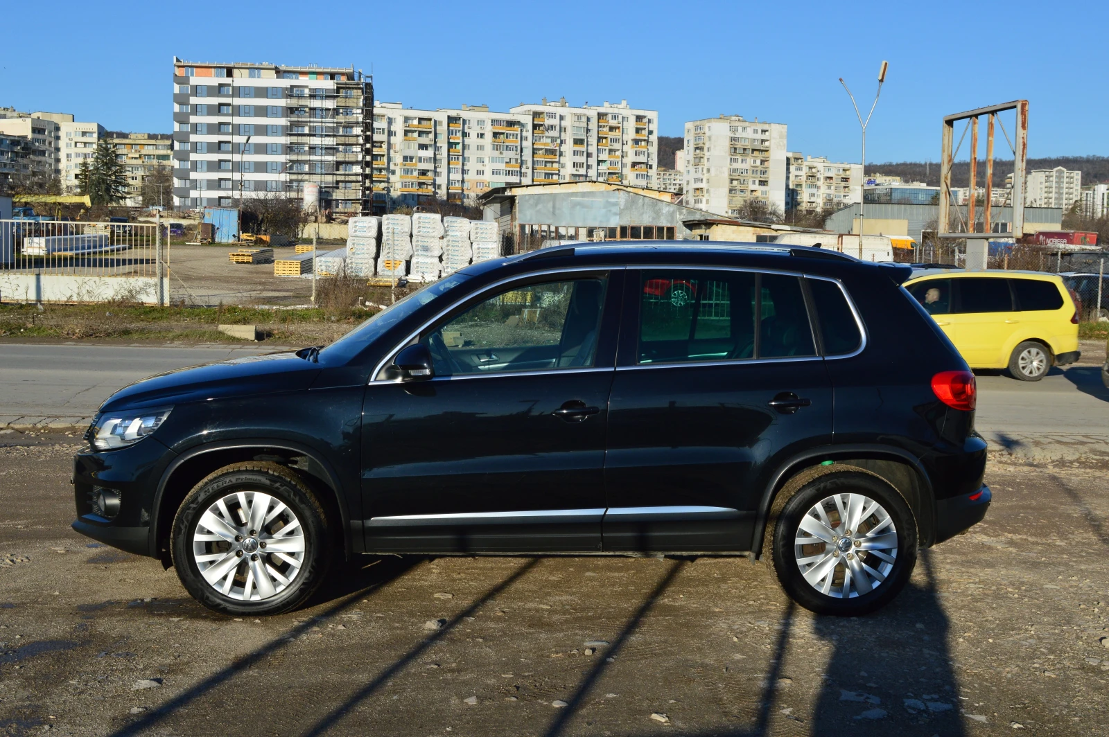 VW Tiguan VW Tiguan R-LINE AUTOMAT 4X4 FACELIFT - изображение 4
