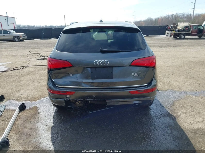 Audi Q5 2.0l 2.0T Premium, снимка 6 - Автомобили и джипове - 54141619