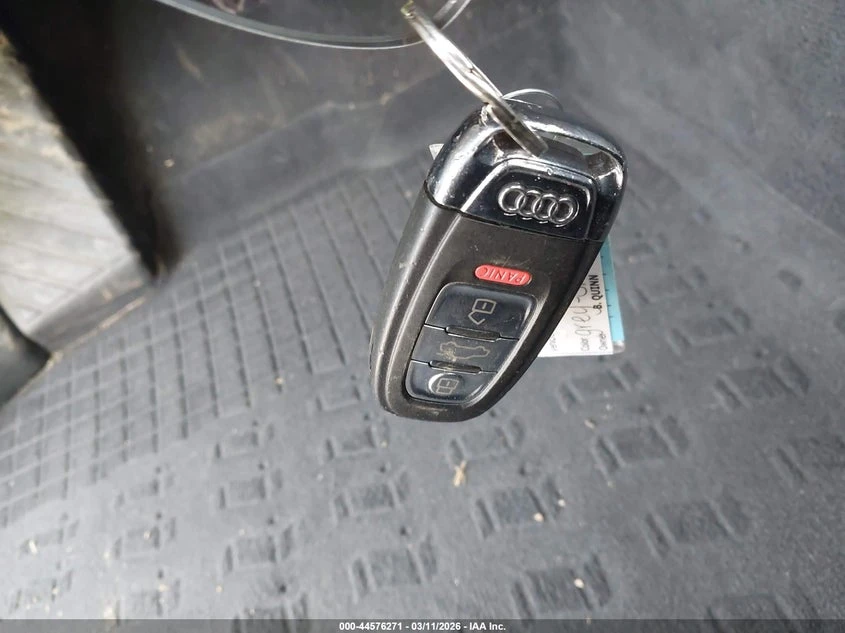 Audi Q5 2.0l 2.0T Premium, снимка 11 - Автомобили и джипове - 54141619