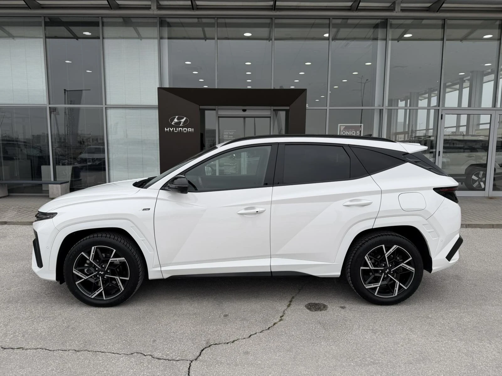 Hyundai Tucson PREMIUM N-Line 4X4, снимка 3 - Автомобили и джипове - 54503209