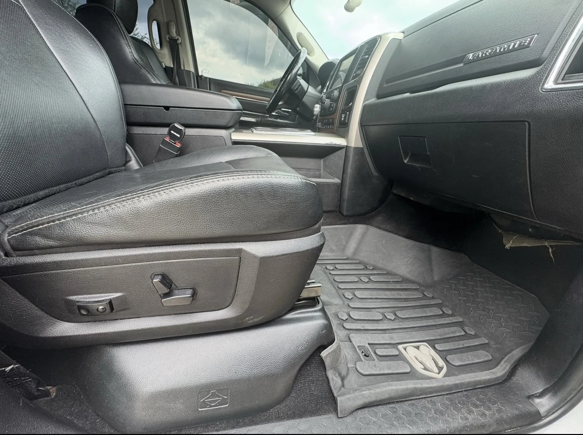 Dodge RAM 1500, снимка 13 - Автомобили и джипове - 54634177