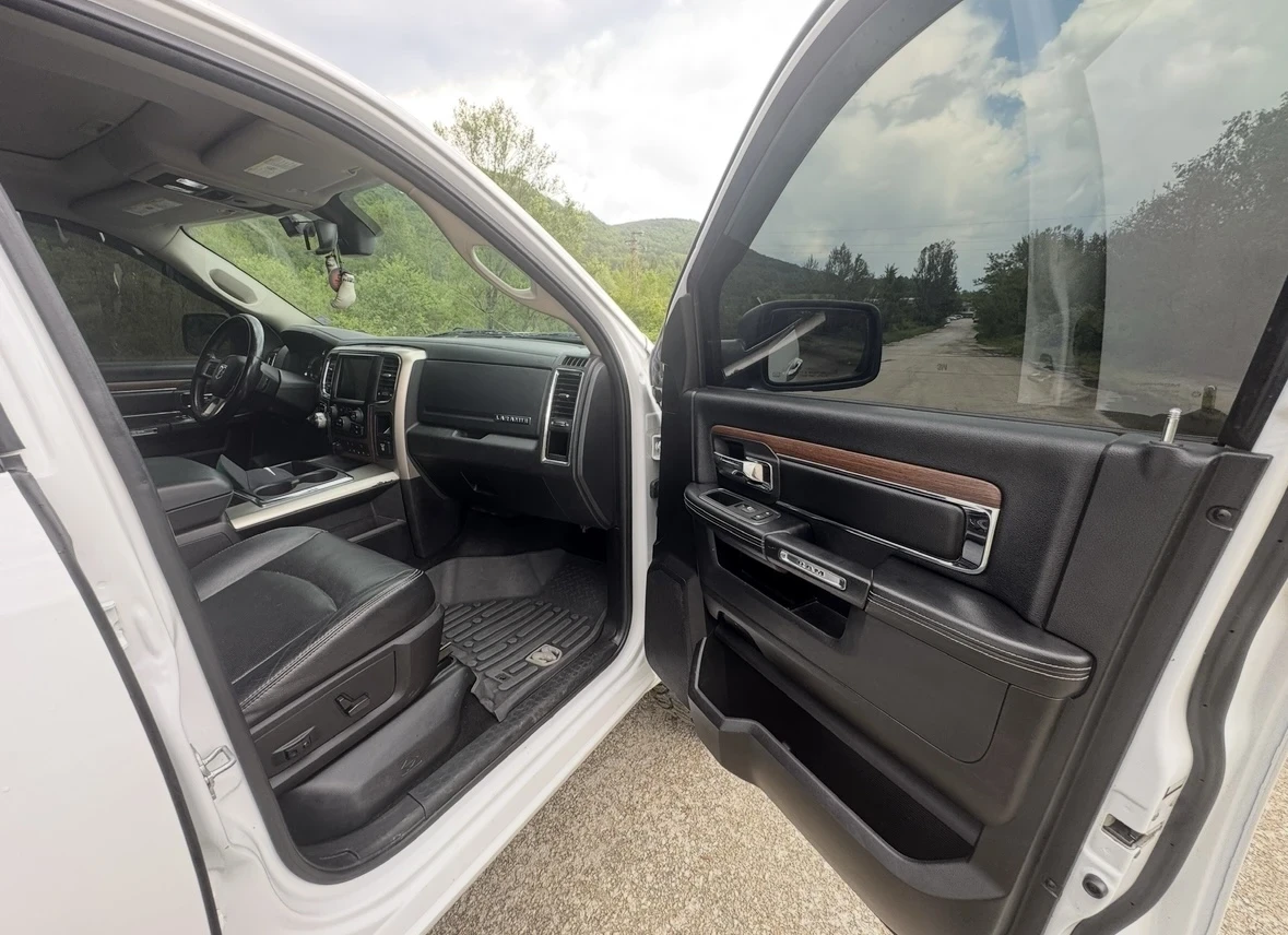 Dodge RAM 1500, снимка 12 - Автомобили и джипове - 54634177
