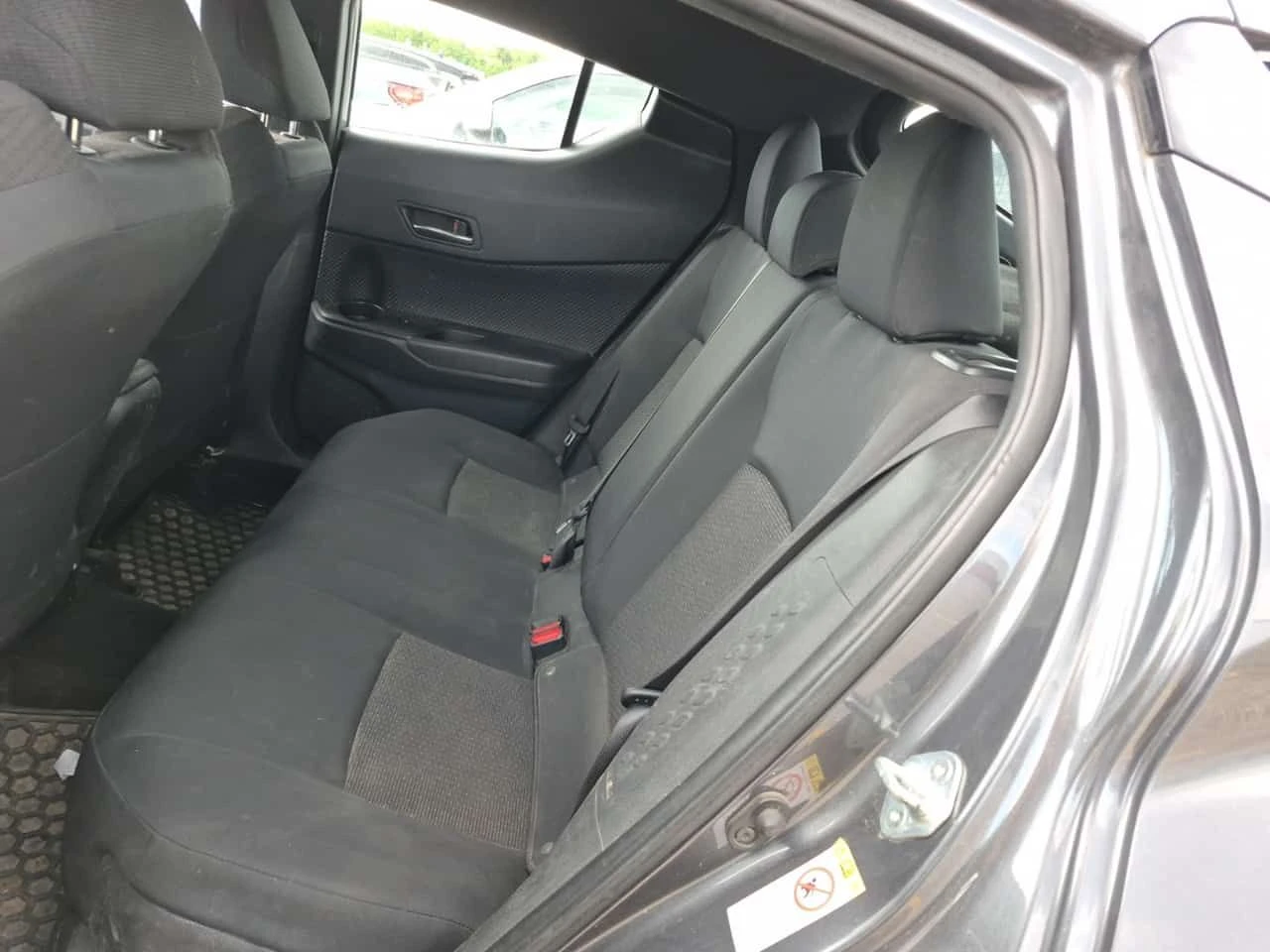 Toyota C-HR XLE/CARFAX/����������� | Mobile.bg � ����������� 10