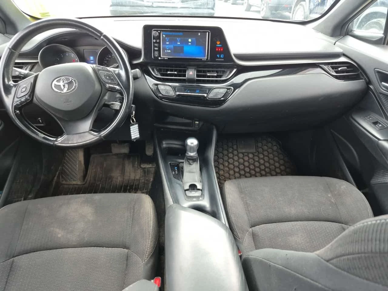 Toyota C-HR XLE/CARFAX/����������� | Mobile.bg � ����������� 9