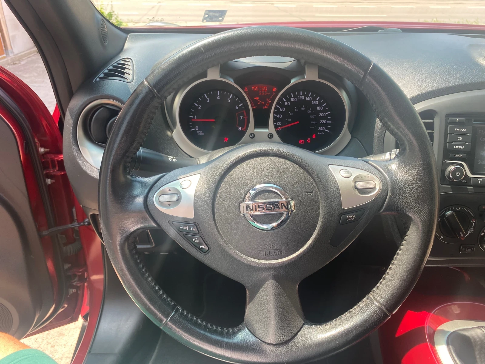Nissan Juke, снимка 14 - Автомобили и джипове - 55070647