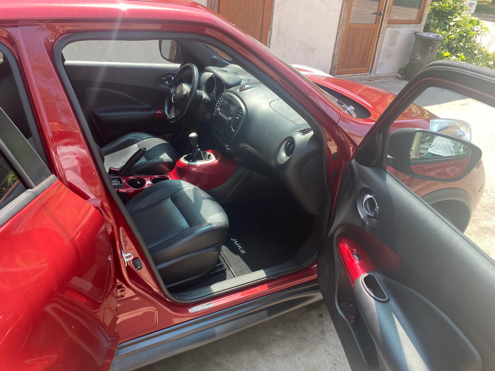 Nissan Juke, снимка 7 - Автомобили и джипове - 55070647