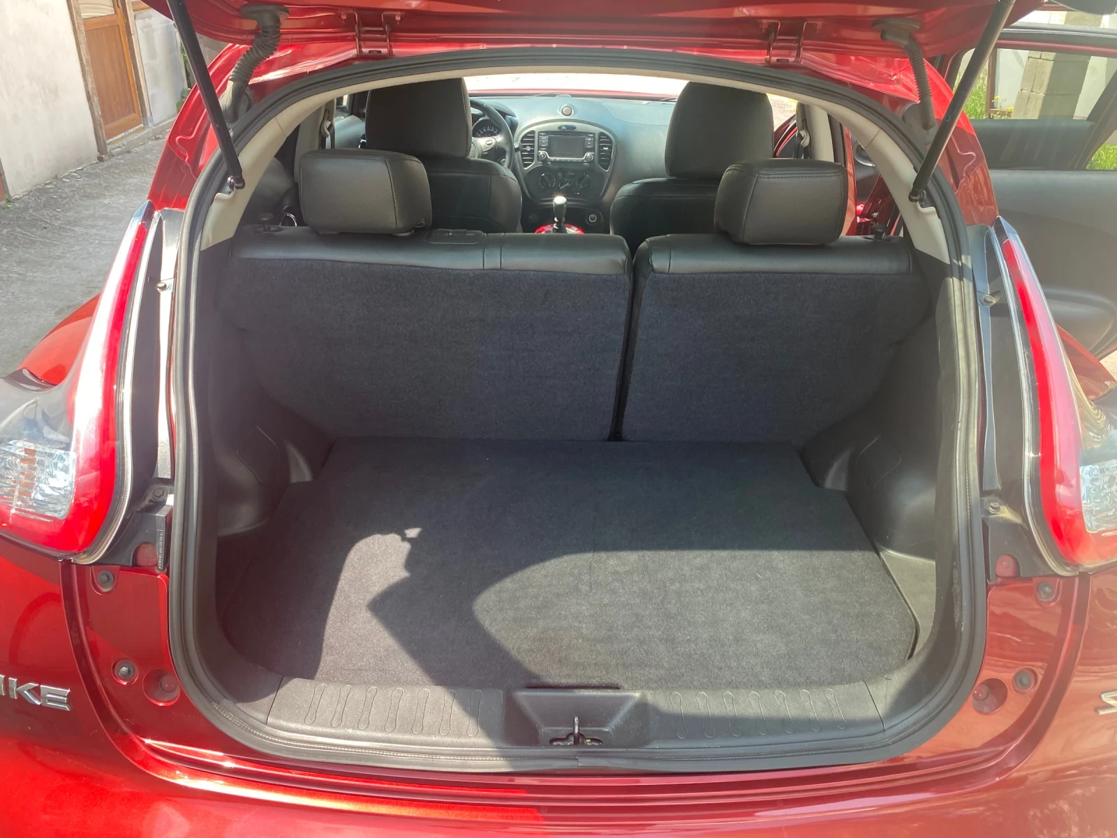 Nissan Juke, снимка 9 - Автомобили и джипове - 55070647
