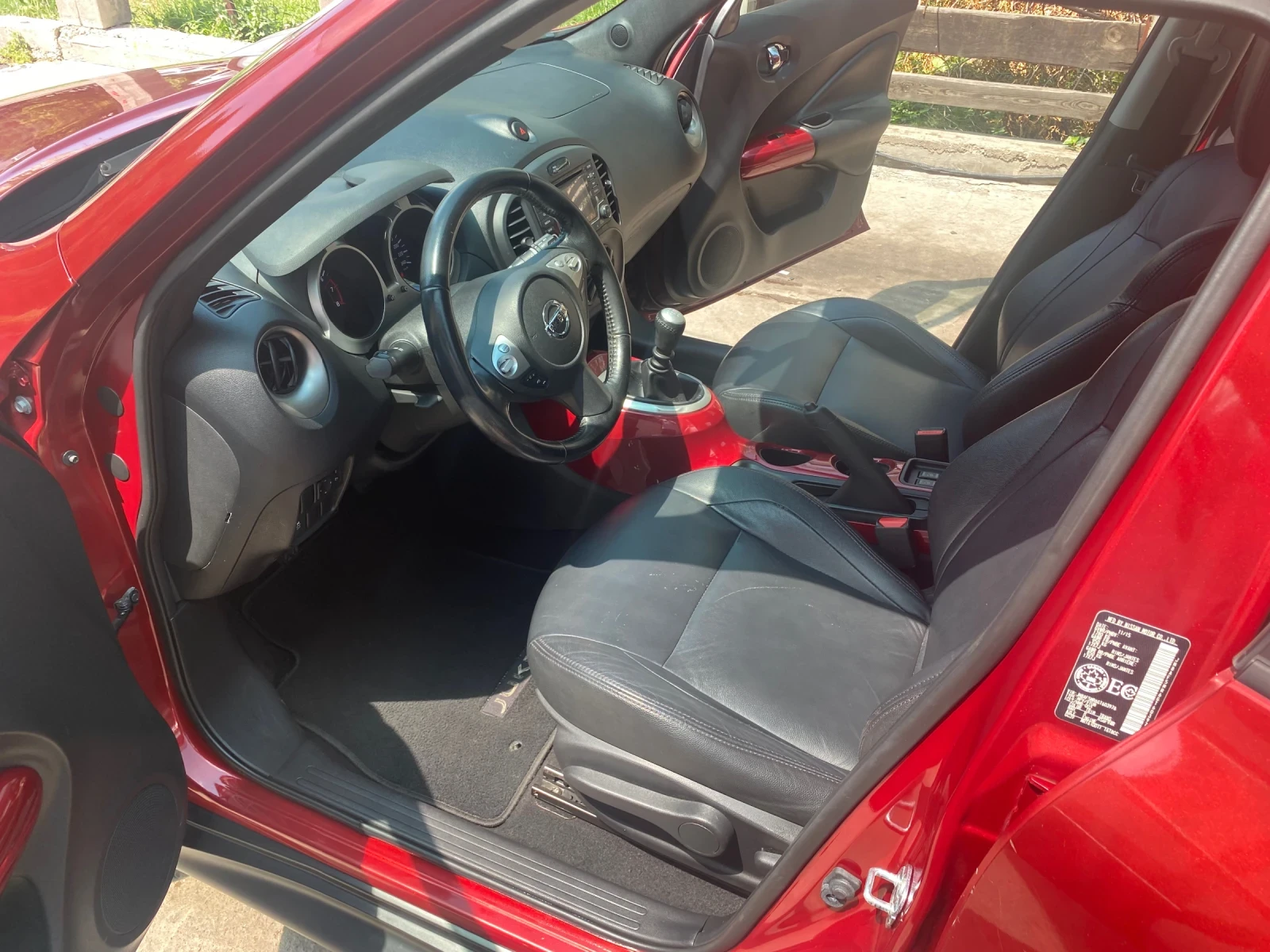 Nissan Juke, снимка 11 - Автомобили и джипове - 55070647