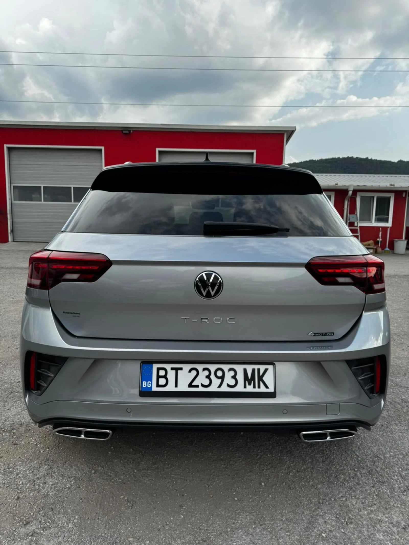 VW T-Roc 2.0TDI, 4Х4, R-LINE, FULL, 53230km, КАМЕРА 360 , снимка 3 - Автомобили и джипове - 55195027