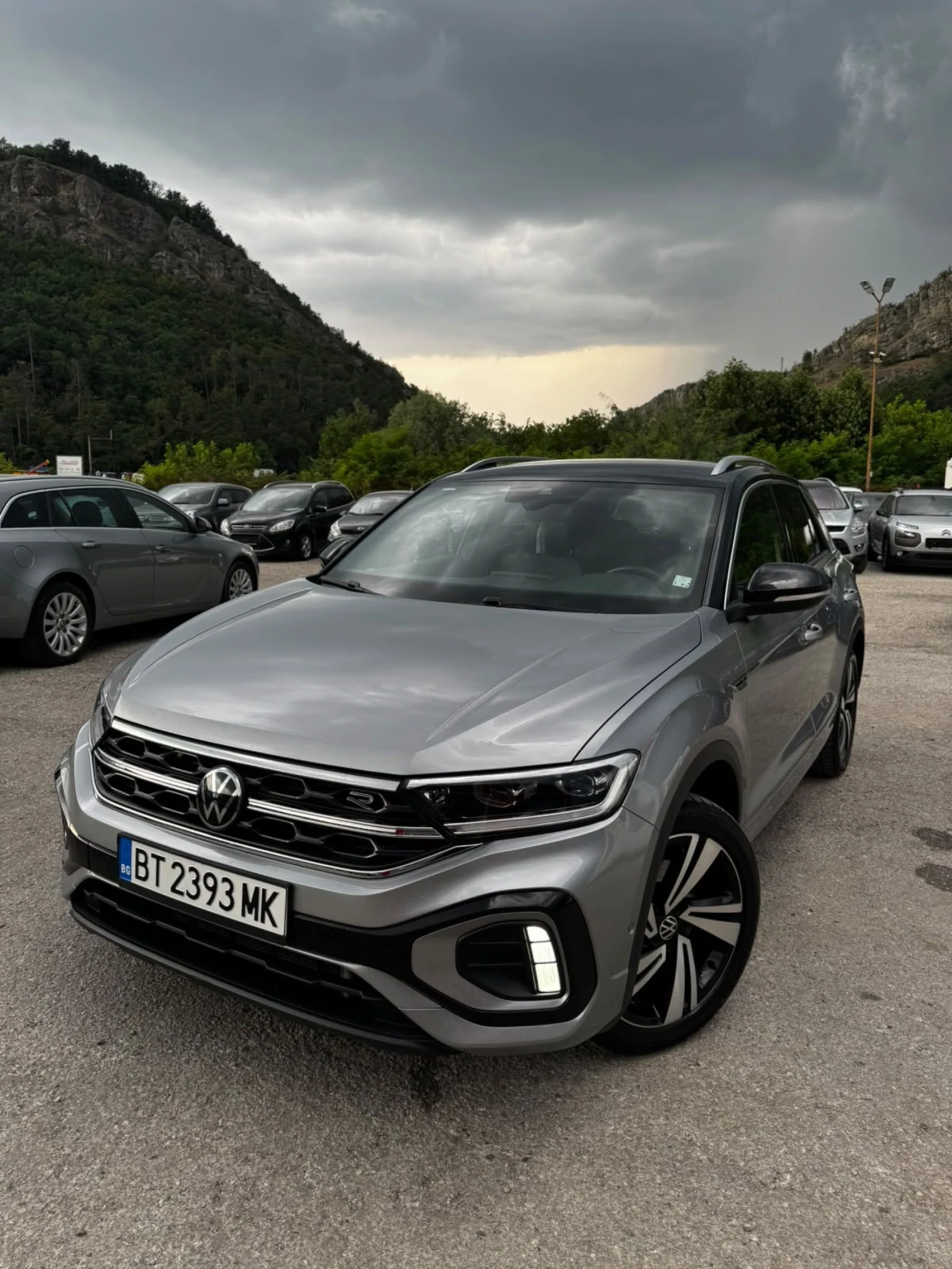 VW T-Roc 2.0TDI, 4Х4, R-LINE, FULL, 53230km, КАМЕРА 360 , снимка 16 - Автомобили и джипове - 55195027