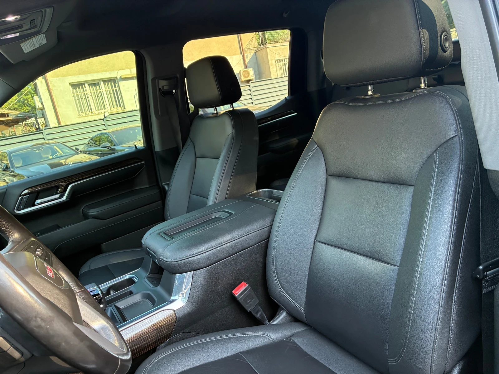 Gmc Sierra 3.0D/ELEVATION/NAVI/KEYLES, снимка 13 - Автомобили и джипове - 55568352