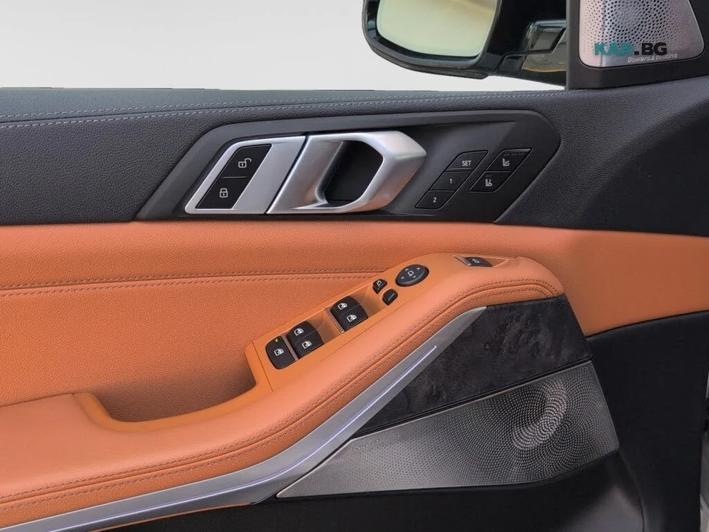 BMW X5 M50i* xDrive* Bowers&Wilkins* МАСАЖИ* ПАНО* 360* F, снимка 9 - Автомобили и джипове - 55802461