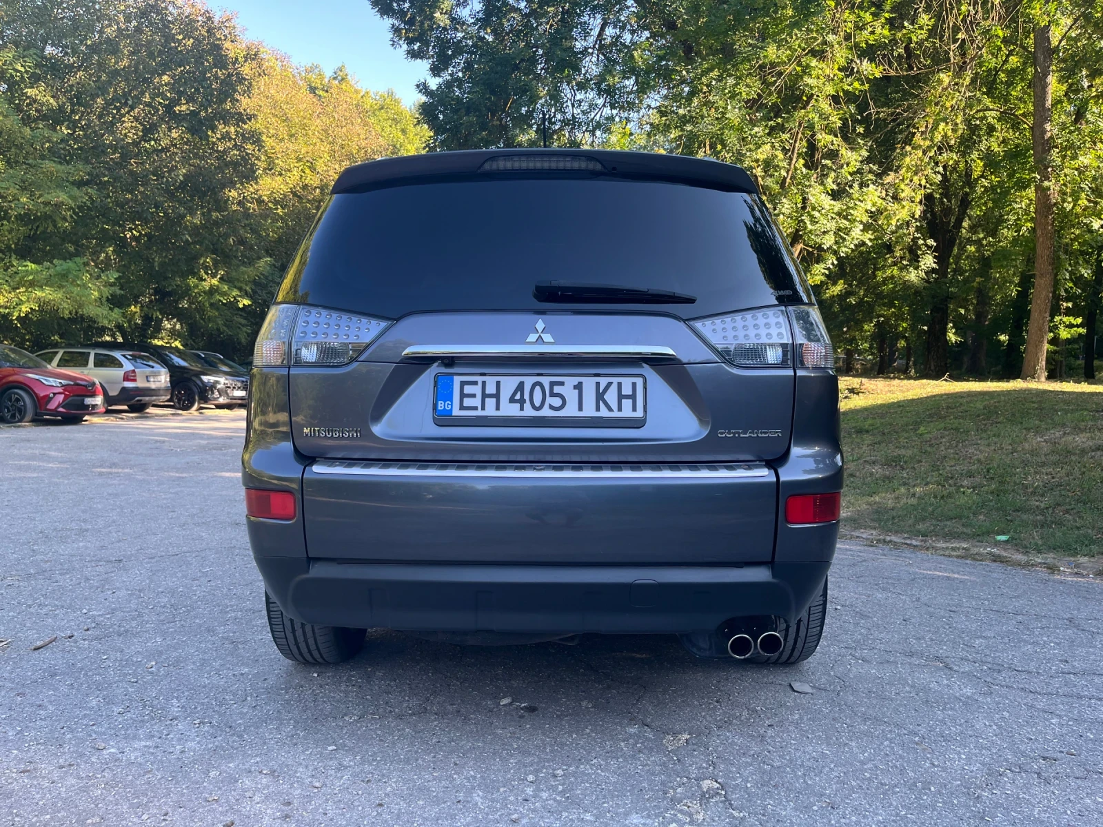 Mitsubishi Outlander, снимка 2 - Автомобили и джипове - 55890975