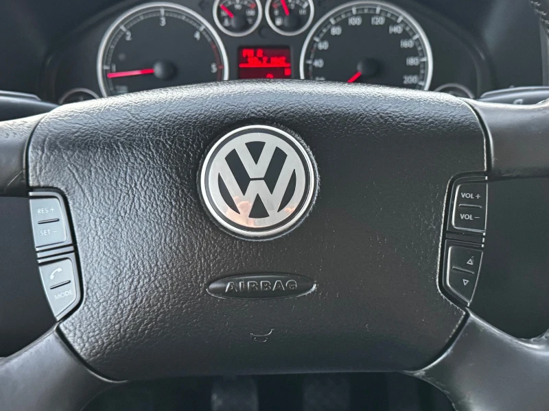 VW T5 2.5TDI 4Motion , снимка 14 - Бусове и автобуси - 51791523