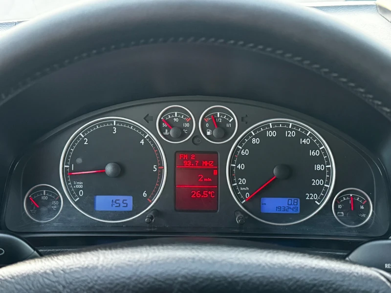 VW T5 2.5TDI 4Motion , снимка 13 - Бусове и автобуси - 51791523