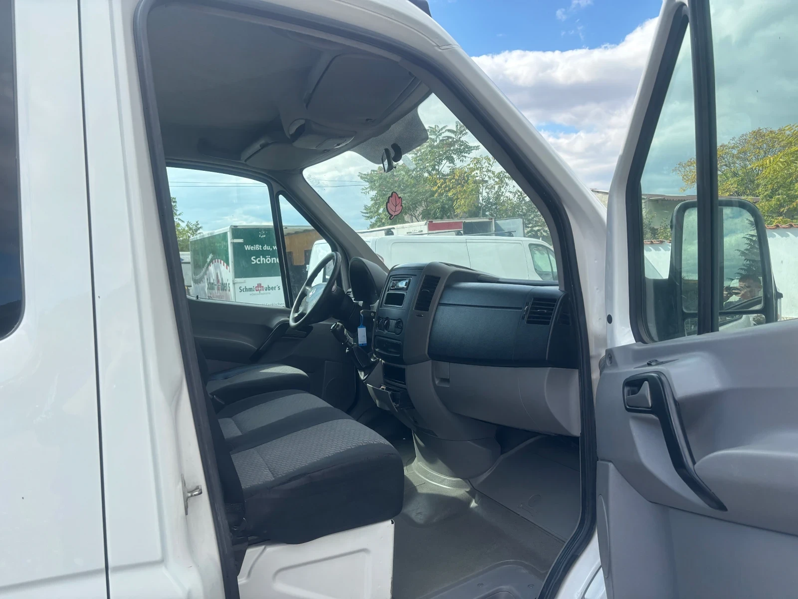 VW Crafter ТРИСТРАНЕН САМОСВАЛ 7 МЕСТА EURO5B - изображение 6