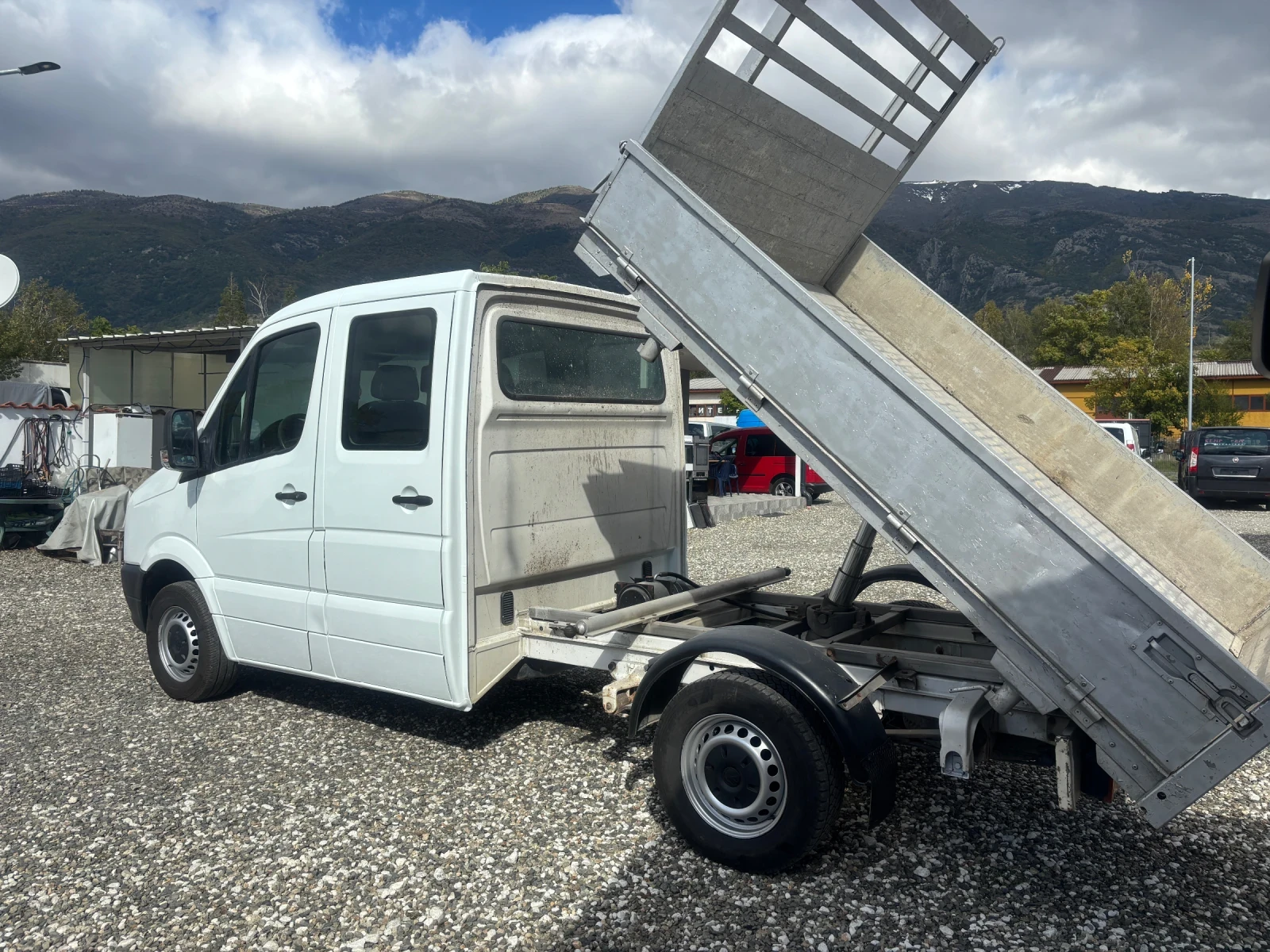 VW Crafter ТРИСТРАНЕН САМОСВАЛ 7 МЕСТА EURO5B - изображение 4