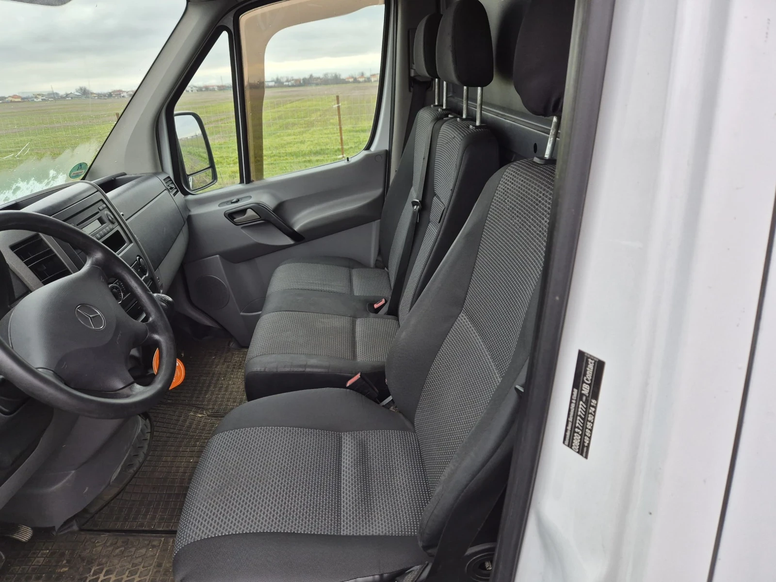 Mercedes-Benz 313  - изображение 6