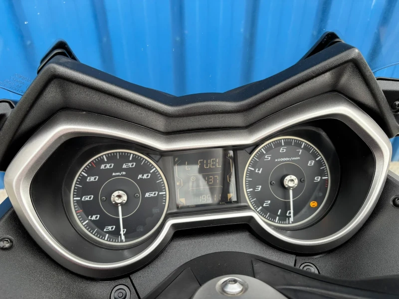 Yamaha X-max 300i Abs Tc Led, снимка 8 - Мотоциклети и мототехника - 51702945