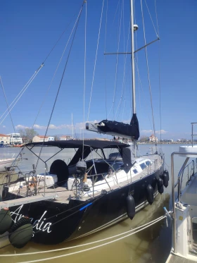 Ветроходна лодка Hanse 540e, снимка 3