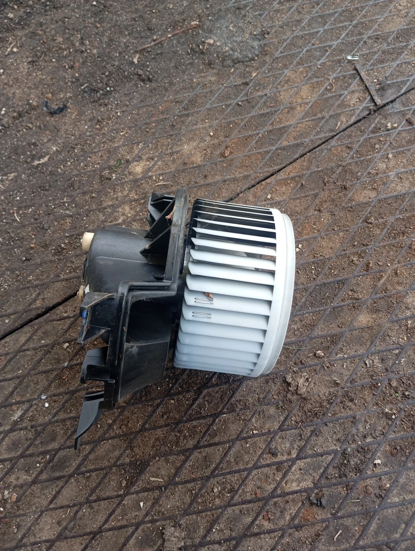 ����� �� ���� ����� � ������,1,0 ������  | Mobile.bg � ����������� 9