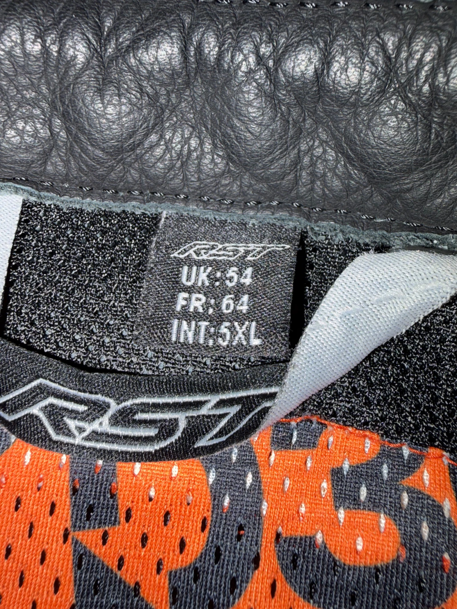 RST   ����������� ���� � �����   5XL  ���� ��� | Mobile.bg � ����������� 5