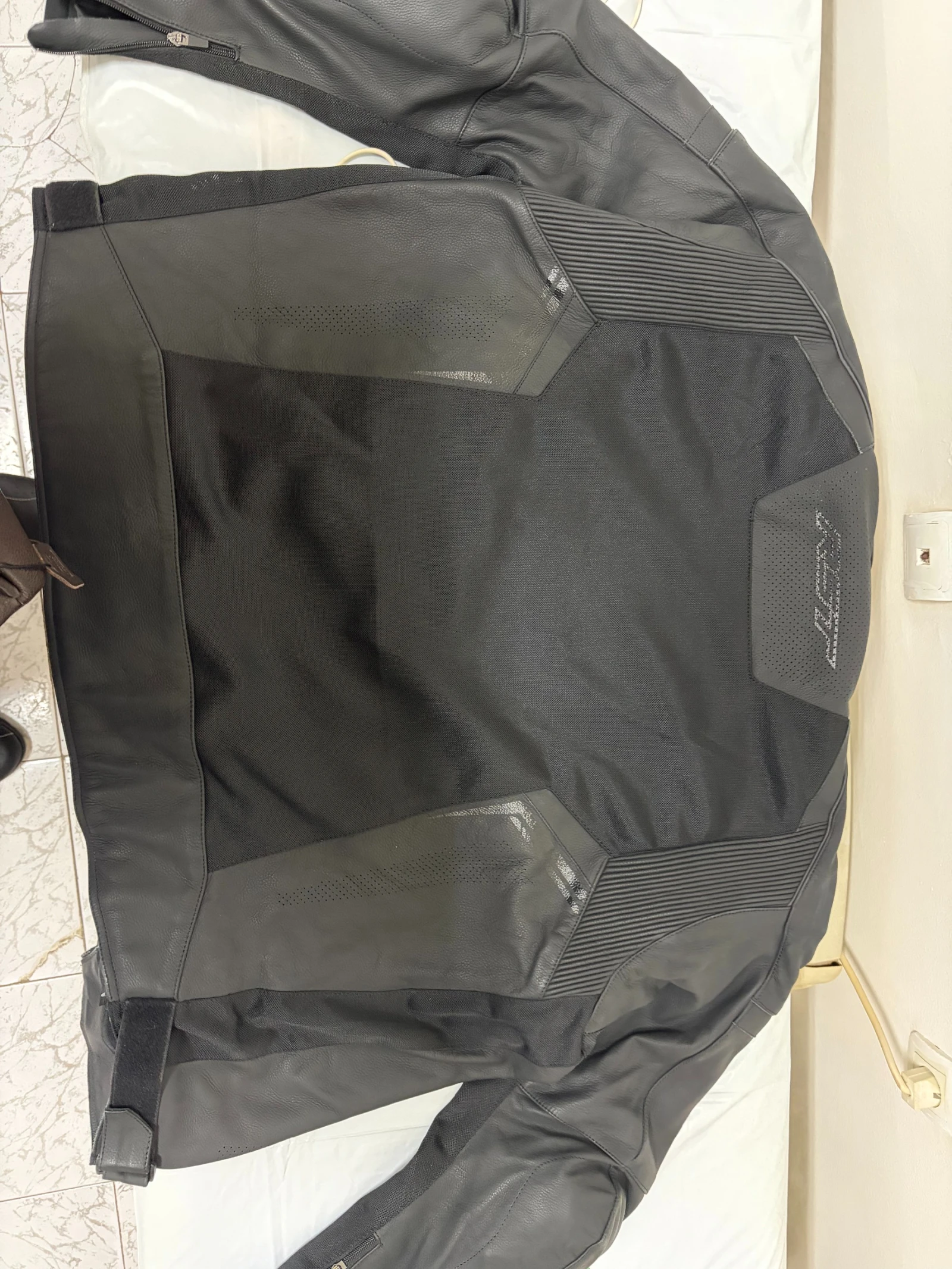 RST   ����������� ���� � �����   5XL  ���� ��� | Mobile.bg � ����������� 6