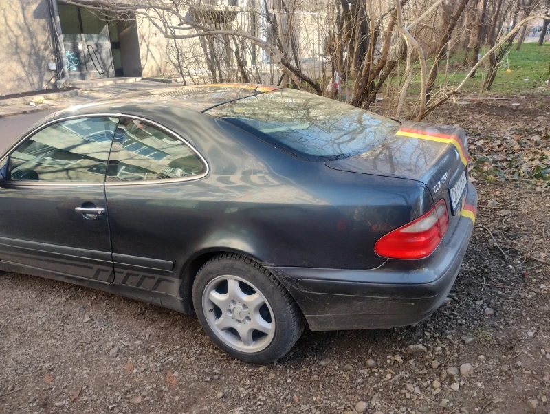 Mercedes-Benz CLK, снимка 3 - Автомобили и джипове - 48705678