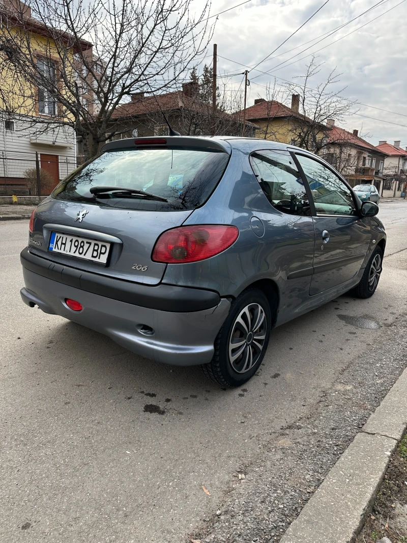 Peugeot 206 1, 4 benzin, снимка 6 - Автомобили и джипове - 49245506